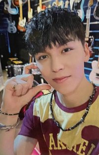 MINI11 yzy 6.0 特典卡 