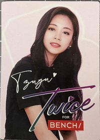 TWICE X BENCH 代言卡 