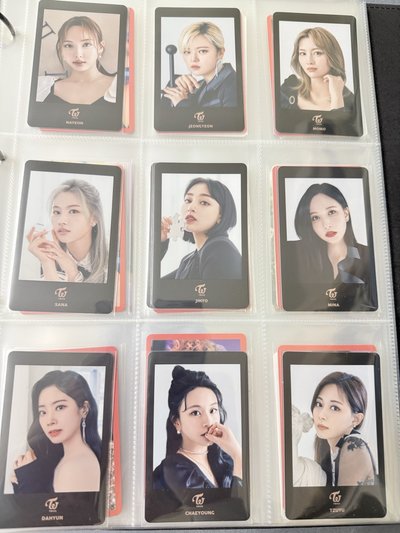 TWICE 日週小卡組