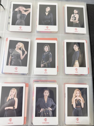 TWICE 日週小卡組
