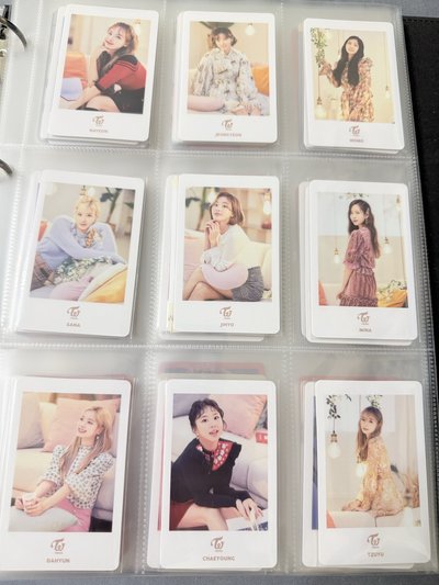 TWICE 日週小卡組