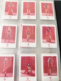 TWICELIGHT 日巡紅衣