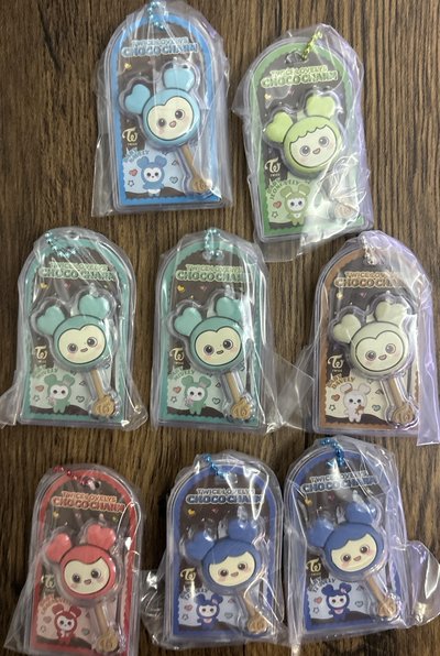 巧克力棒食玩吊飾🩵💚🤍❤️💙