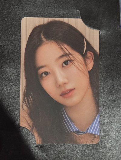 LE SSERAFIM - HYBE INSIGHT "The Daydream Believers" 特展入場卡全成員