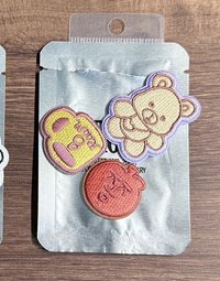 隨機布徽章（彩色）-鍾