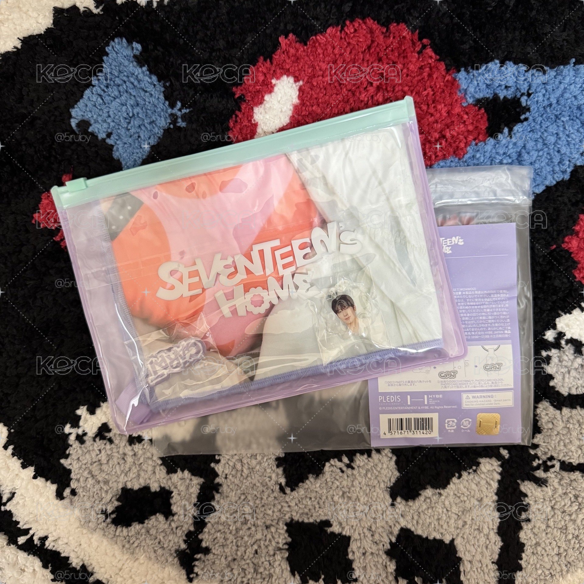 24‘HOME 別針襟章手幅 Home Set - 圓