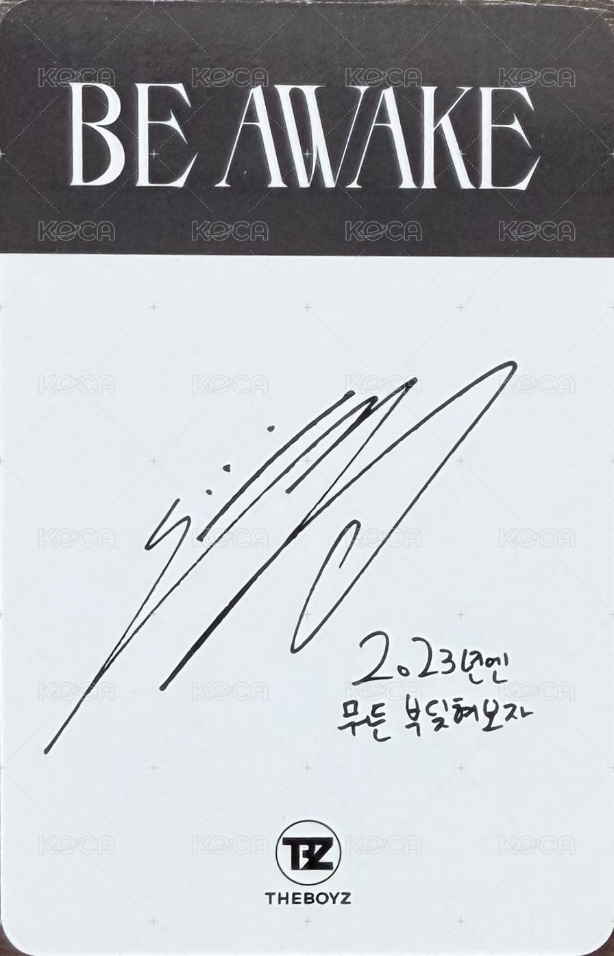 BE AWAKE k4 首爾線下LD 幸運卡 西裝 背面