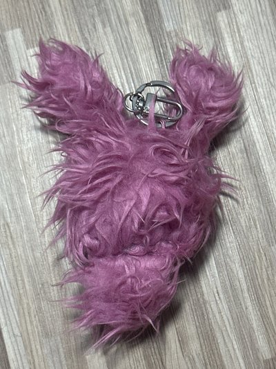 友水母 瀏海有剪 沒打理過