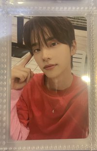 思考中的申惟惟