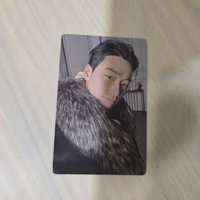 左下角邊邊微損