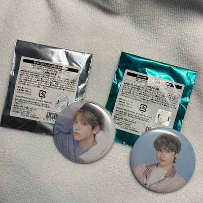 TXT 24年日本咖啡廳—秀彬預約特典卡、秀彬徽章、休寧凱徽章