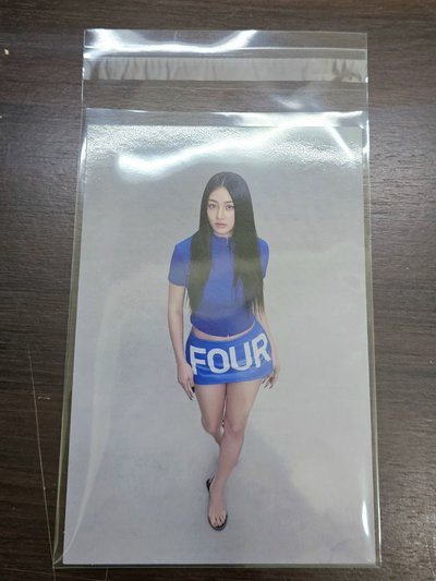 志效 親簽明信片