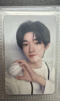 宋亞軒冠歲棒球衣卡