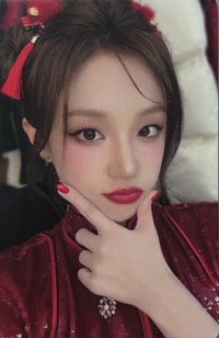 YUQ1 yzy 1.0 特典卡 蛇年限定 比七琦