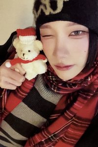 UXLXVE Kpop Nara EXCLUSIVE HOLIDAY 幸運卡 