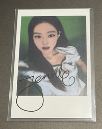 Jennie 印簽拍立得