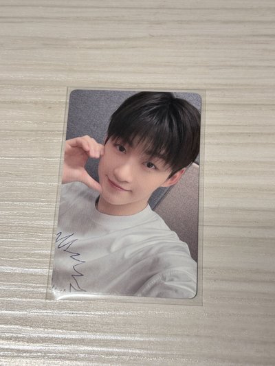 Tws 韓志薫 迷二 小卡（有划痕）