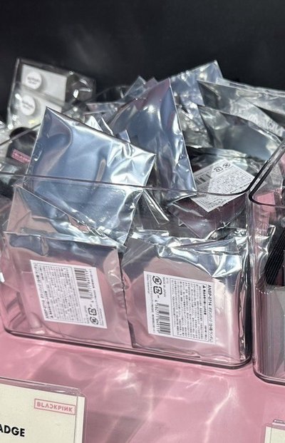 BLACKPINK 徽章(隨機未拆)日本快閃店