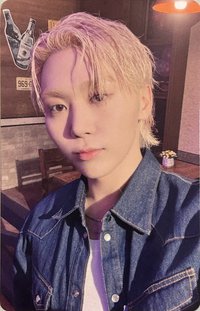 ‘TELEPARTY’ yzy 幸運卡 