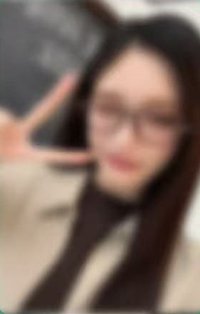 LEESEO x NATIONAL GEOGRAPHIC 代言卡 