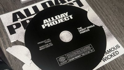 黑白版空專（小損，可看圖二）