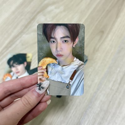 ZB1簽售特典卡 MS牛角麵包