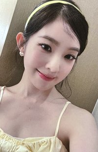 TILT km 台北 簽售卡 你只能柱意我