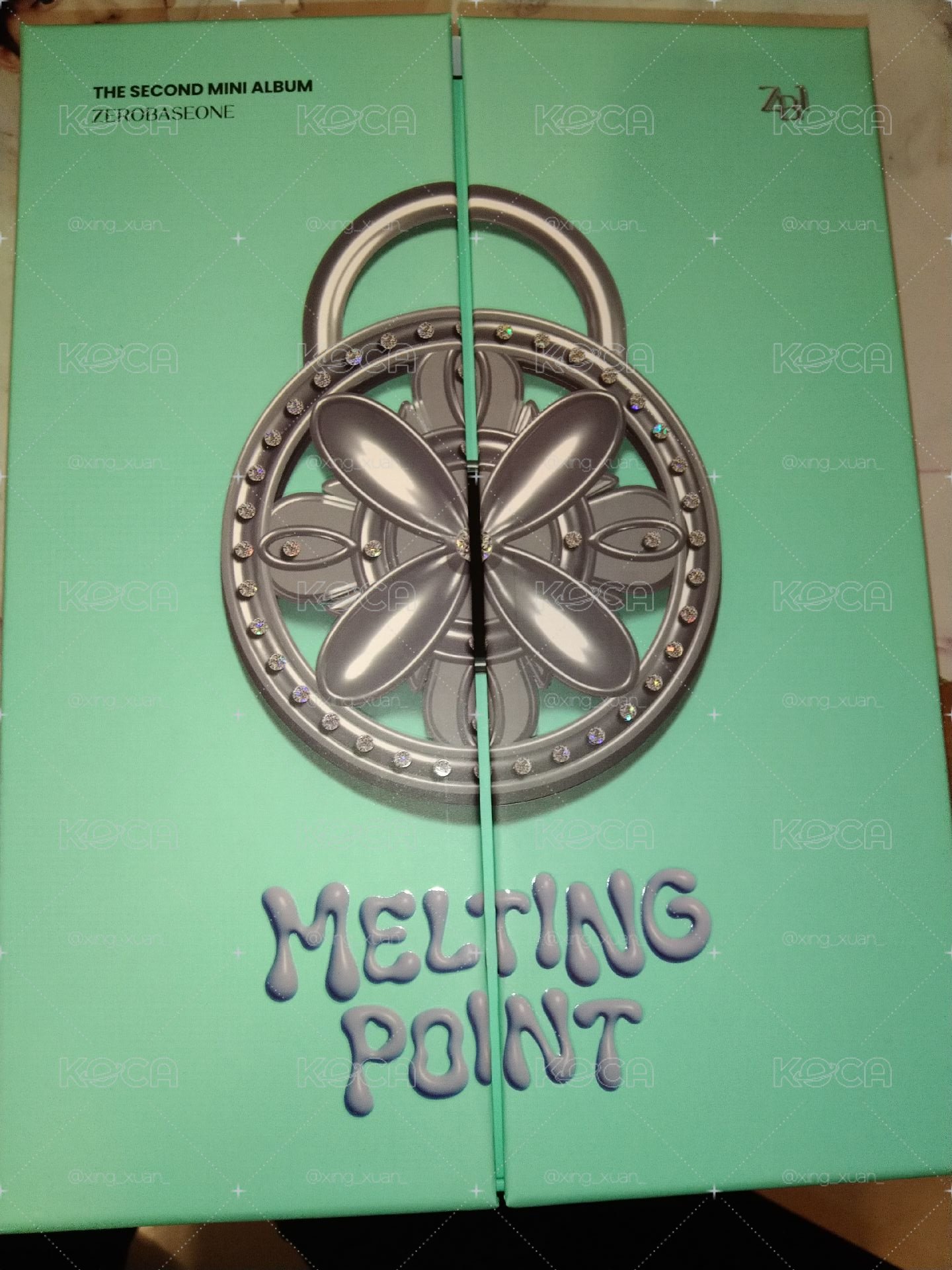 zb1第二張迷你專輯<MELIGHT POINT>綠封面款