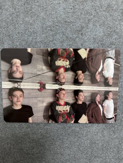 CORTIS 頌缽團卡 背面原廠廠損 好價出