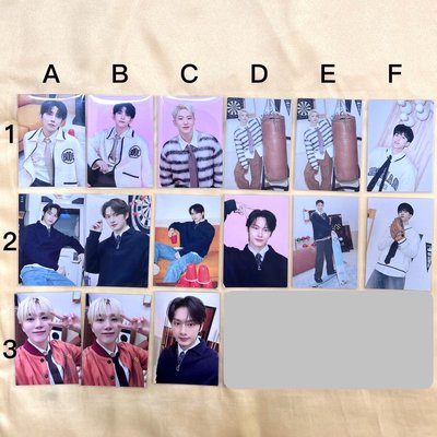 Holiday榮寛未拆小扇/咖啡廳碩率特典Holiday卡包小卡