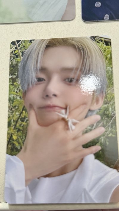 TXT starkissed 阿貢包竣 現貨