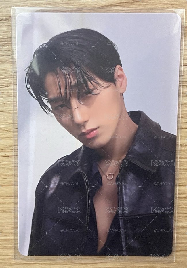 ATEEZ - GOLDEN HOUR PART.3 傘