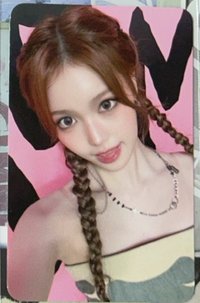 鞭子吐舌小兔菲比