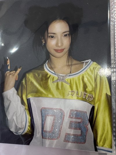 露賢柒一週年明信片