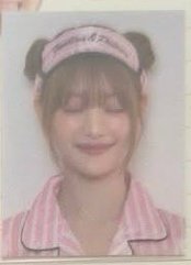 代言一套 含圖二證件照