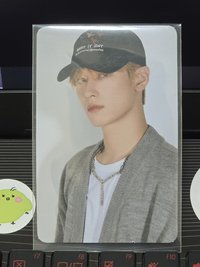 What it isNt代言卡