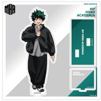 黒アウターコーデ ストア in baseyard tokyo 立牌 