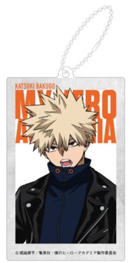 黒アウターコーデ ストア in baseyard tokyo 鑰匙圈吊飾 