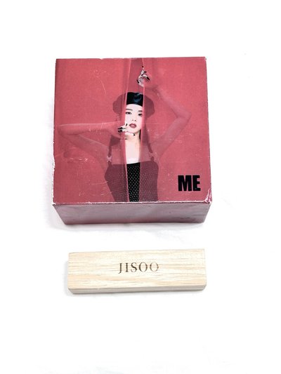 Jisoo me kit/雪降花明信片❄️