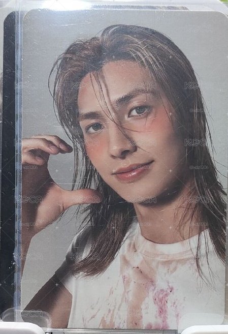 專卡兩張~