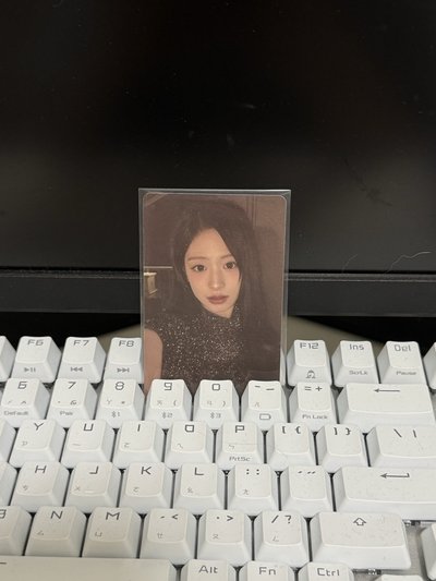 一週年YG春日特典 B ver./AHYEON🦋