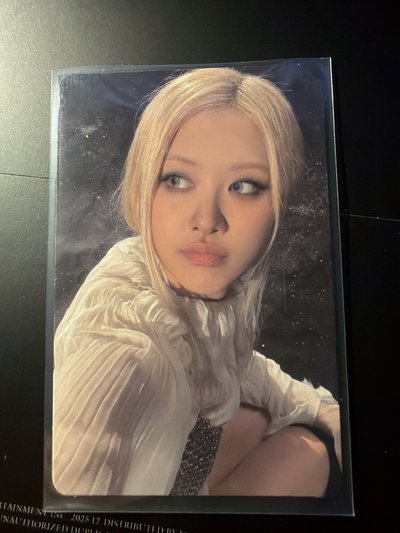 DEADLINE SILVER 專輯卡  ROSÉ