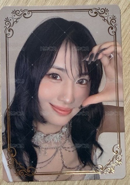 燙金桃(右)