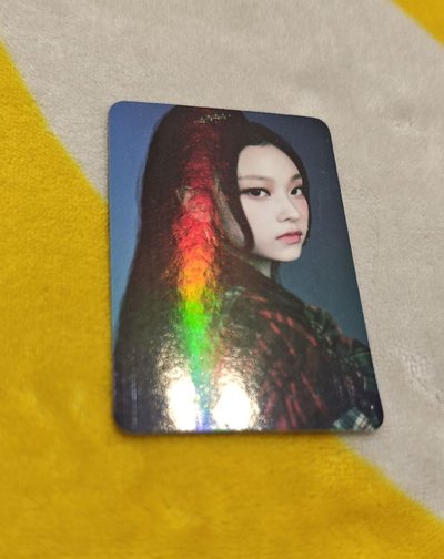 NewJeans How Sweet 阿拉丁 特典幻彩小卡 - 神燈貓Haerin