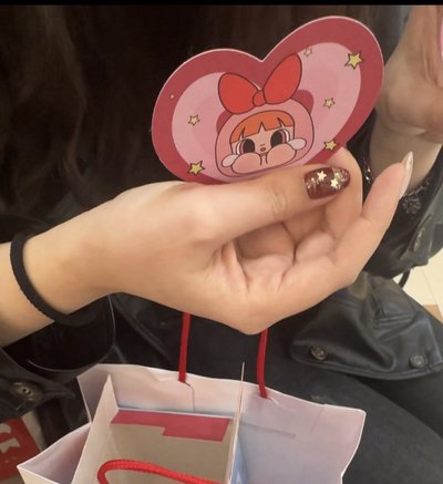 POP MART 飛天小女警 哭娃