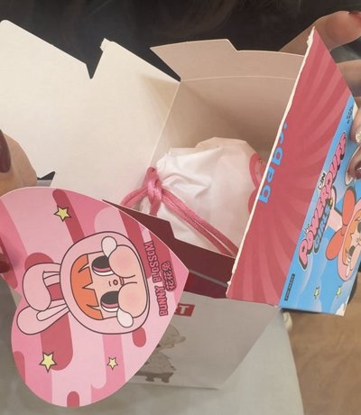 POP MART 飛天小女警 哭娃