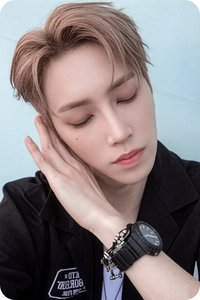 迷一 Plus Chat 裝睡 幸運卡 