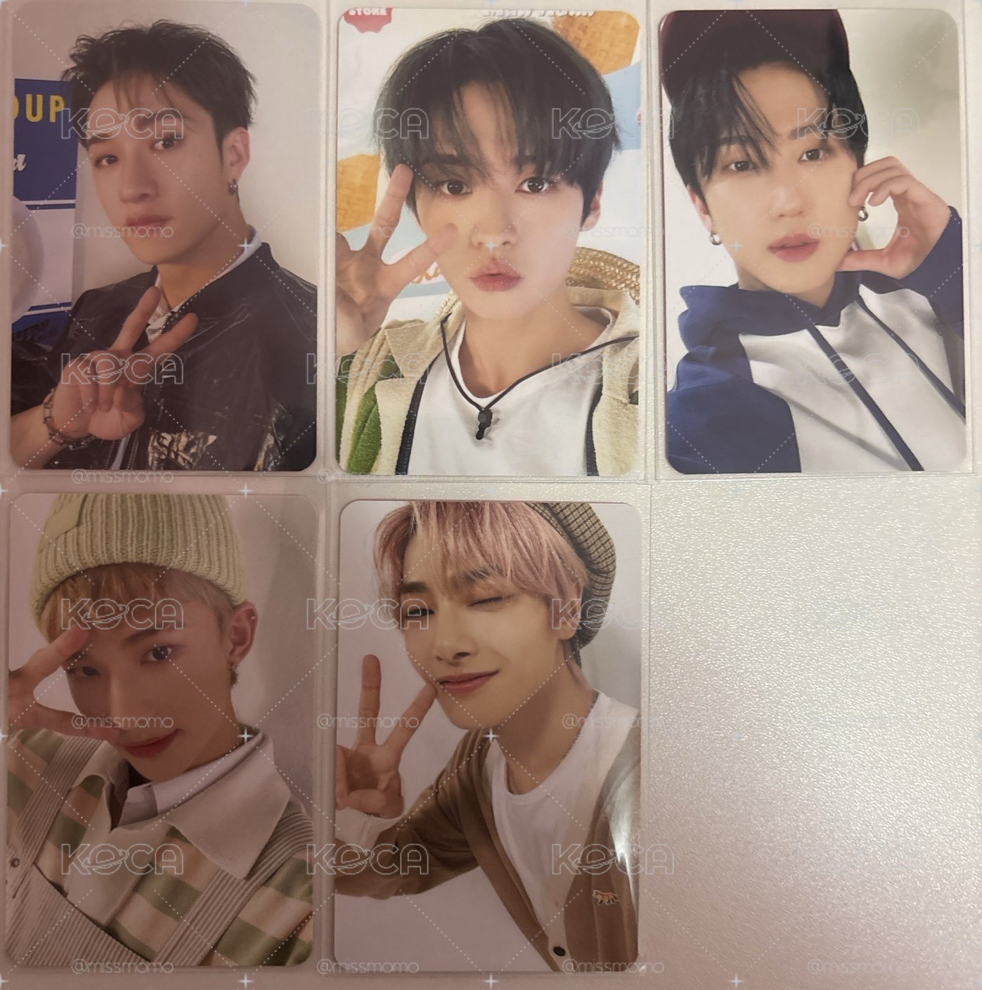 Stray kids 2023 年曆 年曆卡 紅 ver.