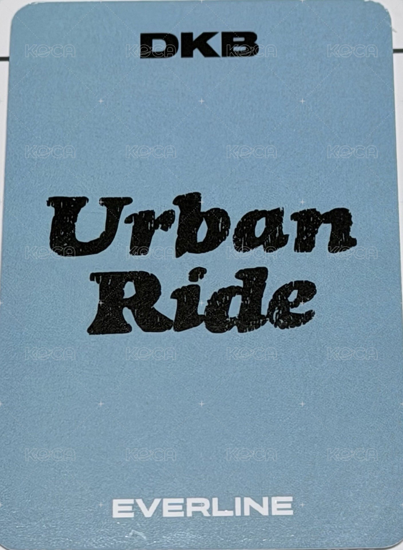 迷你八 el 簽售卡  背面