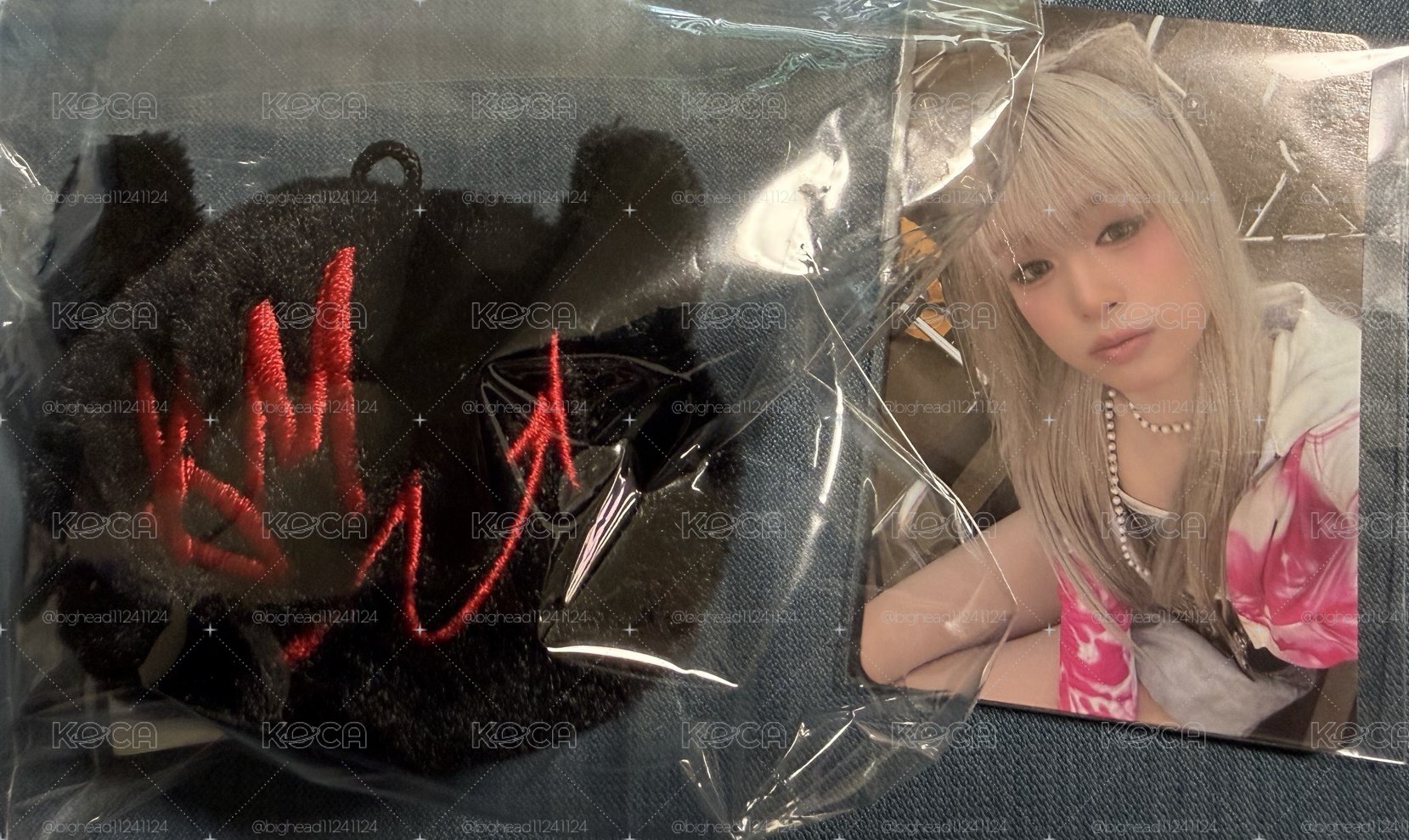 全新官方正版 Babymonster PSYCHO 黑色毛絨球+小卡 貓耳賢 Ahyeon Asa